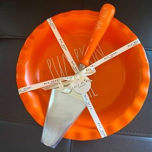 Rae Dunn PUMPKIN PIE Pie Dish with WHIPPED CREAM Server